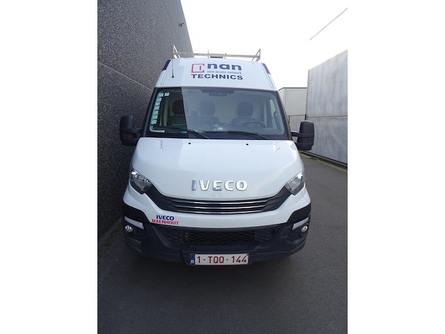 Vrachtwagen iveco daily - afbeelding 12 van  22