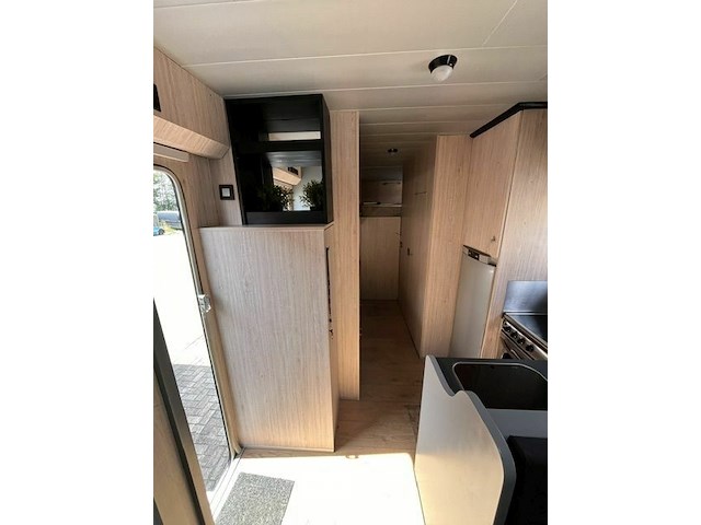 Vrachtwagen iveco eurocargo - afbeelding 13 van  33