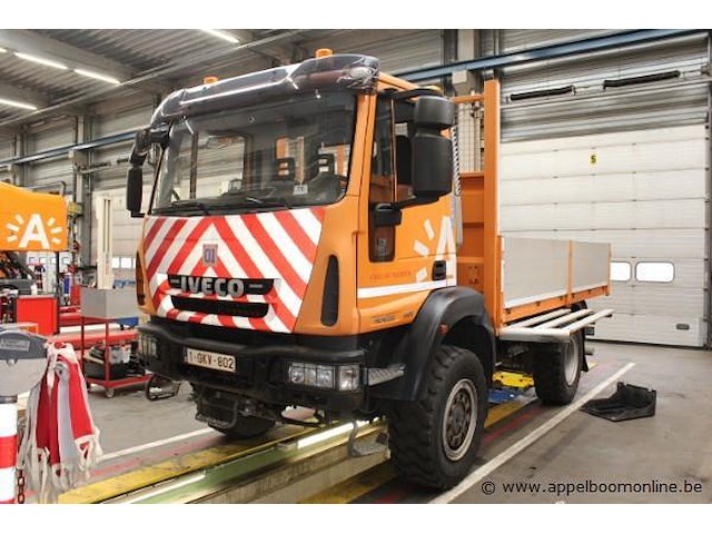 Vrachtwagen iveco ig110ew, datum 1ste inschrijving 6/3 /2014, chassisnummer zcfb1dg8402613913, km-stand laatste keuring 46.889, euro eev - afbeelding 1 van  10