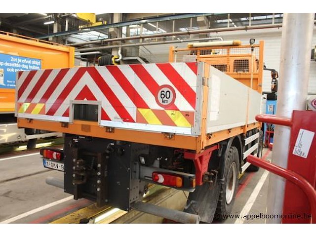 Vrachtwagen iveco ig110ew, datum 1ste inschrijving 6/3 /2014, chassisnummer zcfb1dg8402613913, km-stand laatste keuring 46.889, euro eev - afbeelding 5 van  10