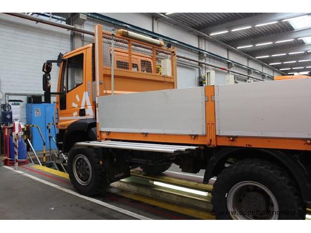 Vrachtwagen iveco ig110ew, datum 1ste inschrijving 6/3 /2014, chassisnummer zcfb1dg8402613913, km-stand laatste keuring 46.889, euro eev - afbeelding 8 van  10