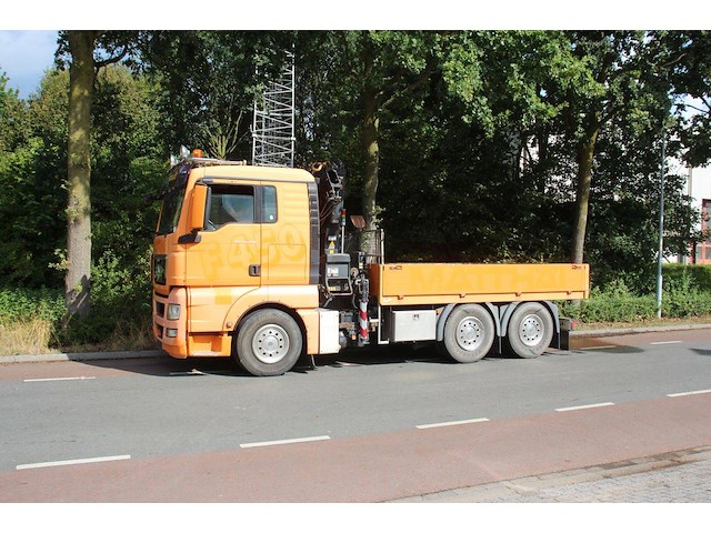 Vrachtwagen man tgx 26.480 6x4 bls diesel 480pk 2009 met kraanarm hiab - afbeelding 1 van  1