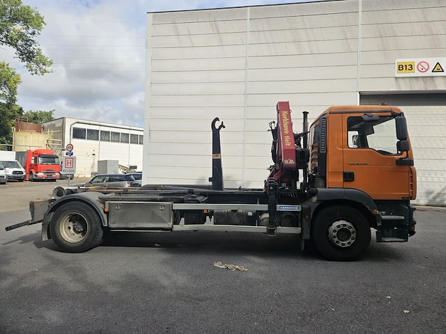 Vrachtwagen man - afbeelding 12 van  22