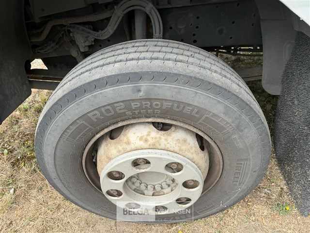 Vrachtwagen mercedes atego - afbeelding 17 van  44