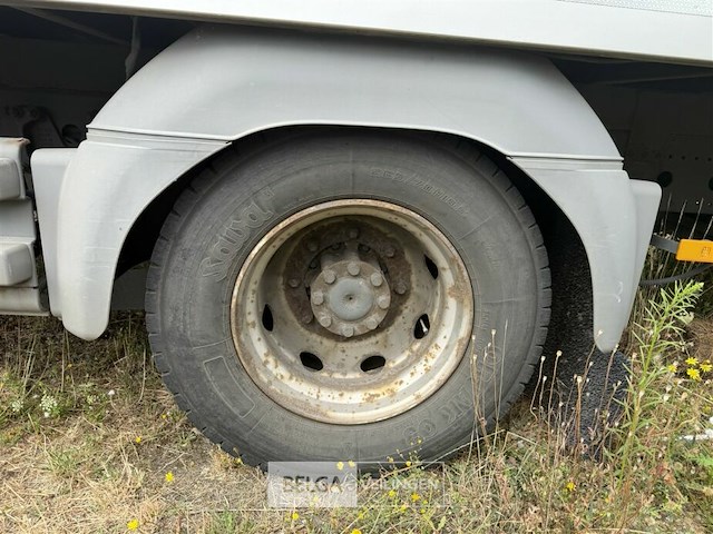 Vrachtwagen mercedes atego - afbeelding 18 van  44