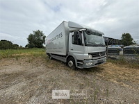Vrachtwagen mercedes atego - afbeelding 31 van  44