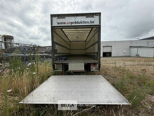 Vrachtwagen mercedes atego - afbeelding 5 van  44