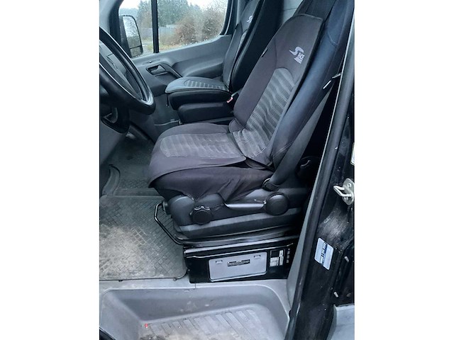 Vrachtwagen mercedes+ oplegger ackermann - afbeelding 17 van  39