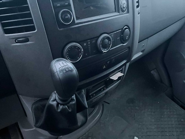 Vrachtwagen mercedes+ oplegger ackermann - afbeelding 19 van  39