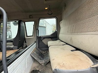 Vrachtwagen renault - afbeelding 4 van  32