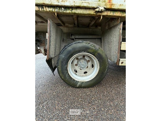 Vrachtwagen renault - afbeelding 13 van  32