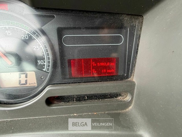 Vrachtwagen renault - afbeelding 29 van  32