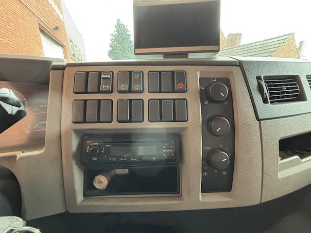 Vrachtwagen volvo fe, 2008 - afbeelding 12 van  29