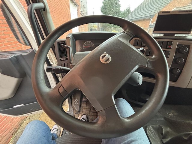 Vrachtwagen volvo fe, 2008 - afbeelding 26 van  29