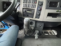 Vrachtwagen volvo fl - afbeelding 3 van  18