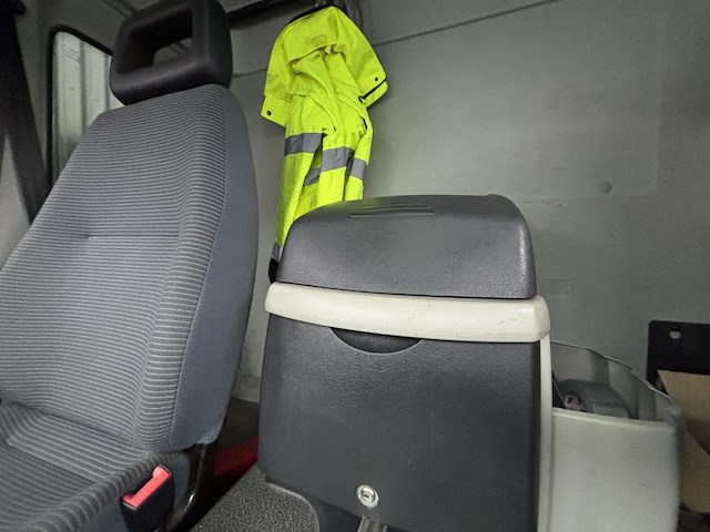 Vrachtwagen volvo fl - afbeelding 6 van  18