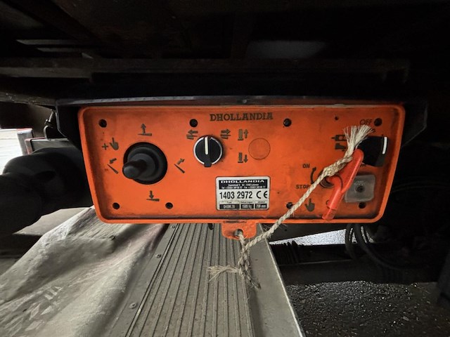 Vrachtwagen volvo fl - afbeelding 10 van  18