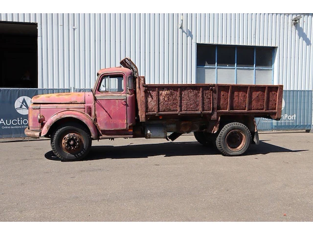 Vrachtwagen volvo l48506r diesel 1960 - afbeelding 1 van  1