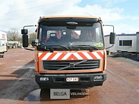 Vrachtwagen volvo met kraan - afbeelding 5 van  27