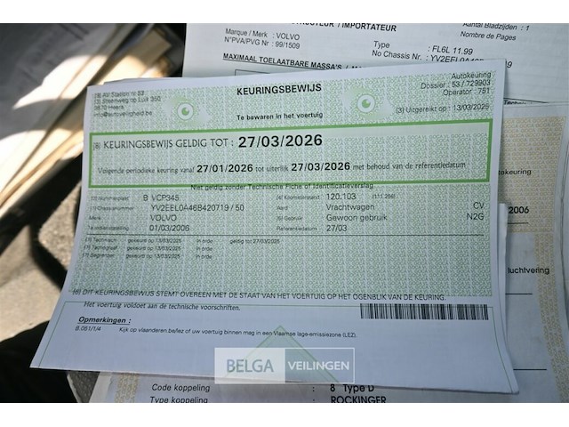 Vrachtwagen volvo met kraan - afbeelding 10 van  27
