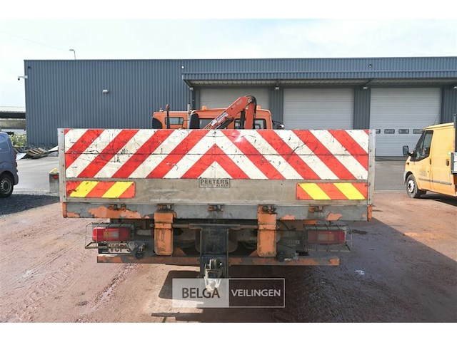 Vrachtwagen volvo met kraan - afbeelding 15 van  27