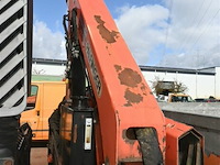 Vrachtwagen volvo met kraan - afbeelding 22 van  27