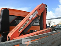 Vrachtwagen volvo met kraan - afbeelding 23 van  27