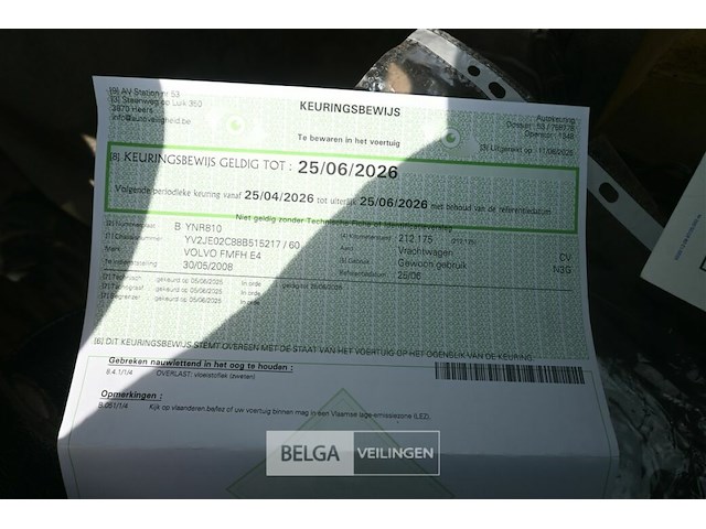 Vrachtwagen volvo - afbeelding 3 van  22