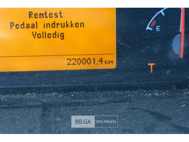 Vrachtwagen volvo - afbeelding 7 van  22