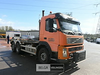 Vrachtwagen volvo - afbeelding 1 van  22