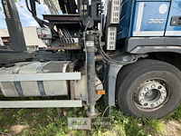 Vrachtwagen volvo - afbeelding 19 van  28