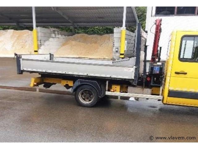 Vrachtwagen - afbeelding 3 van  8