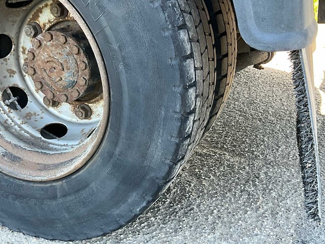 Vrachtwagen - afbeelding 2 van  70