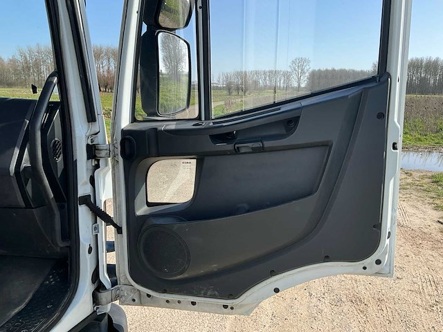 Vrachtwagen - afbeelding 18 van  70