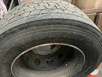 Vrachtwagenband op velg (2x) - afbeelding 3 van  4