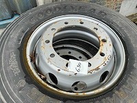 Vrachtwagenband op velg (2x) - afbeelding 2 van  6