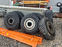 Vrachtwagenband voor unimog (6x) - afbeelding 1 van  13