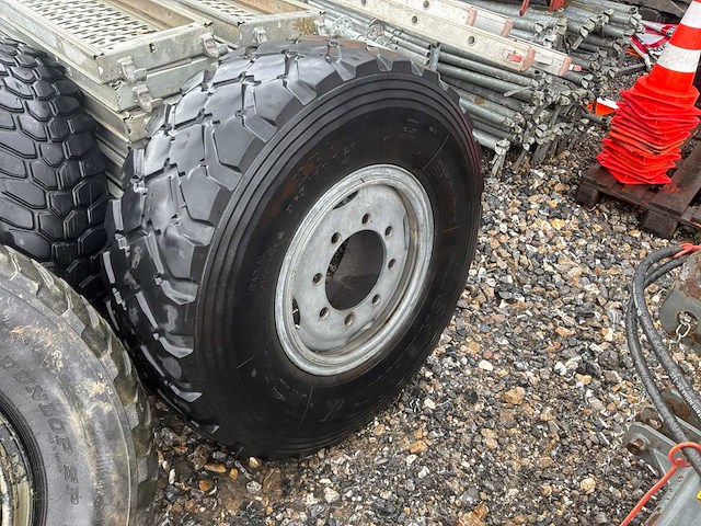 Vrachtwagenband voor unimog (6x) - afbeelding 6 van  13