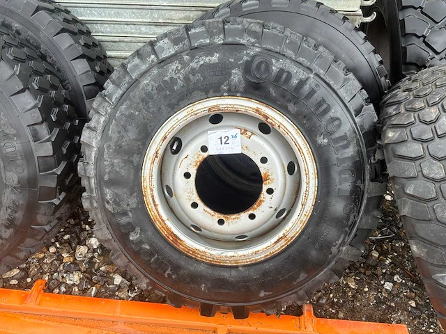 Vrachtwagenband voor unimog (6x) - afbeelding 10 van  13