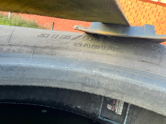 Vrachtwagenbanden (6x) - afbeelding 5 van  8