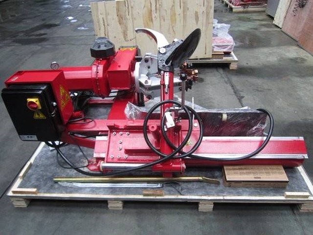 Vrachtwagenbandenwisselaar t568 elektrisch 220v nieuw - afbeelding 1 van  1