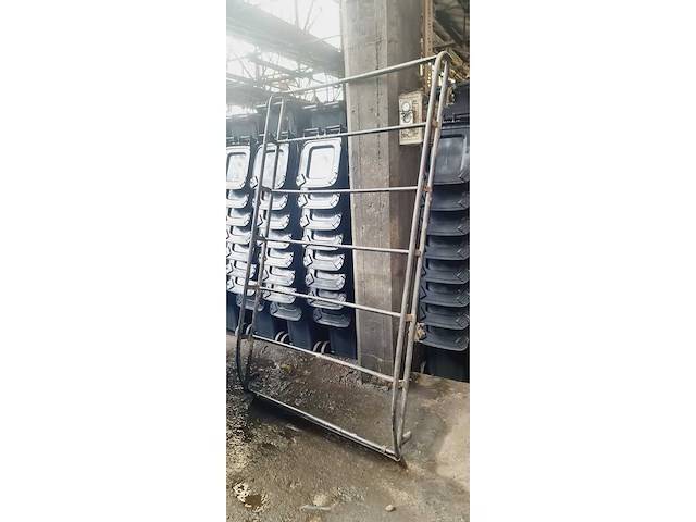 Vrachtwagendak en dakdrager voor bestelwagen - afbeelding 6 van  8