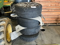 Vredestein m+s autobanden (4x) - afbeelding 1 van  8