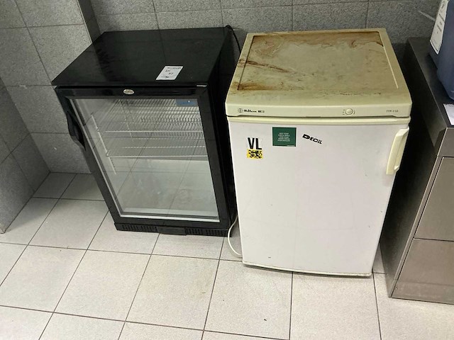 Vriezer en koelvitrine - afbeelding 1 van  6
