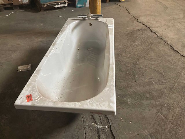 Vrijstaand bad - afbeelding 2 van  4