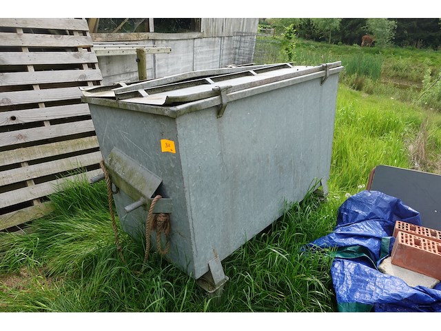 Vuilbak en steekwagen - afbeelding 1 van  5