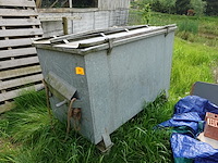 Vuilbak en steekwagen - afbeelding 1 van  5