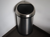 Vuilnisbak brabantia - afbeelding 1 van  3