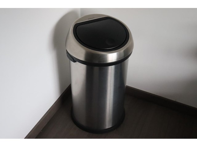 Vuilnisbak brabantia - afbeelding 2 van  3