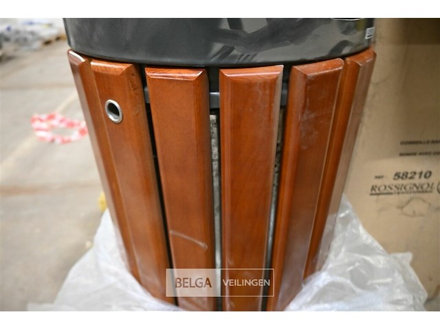 Vuilnisbak met deksel - afbeelding 3 van  4